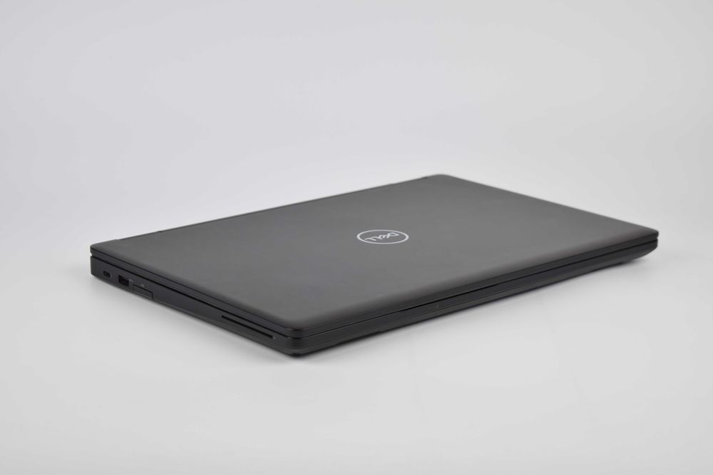 Dell Latitude 5591 i7-8850H MX130 16/32гб 512/1тб 15.6" IPS Ноутбук