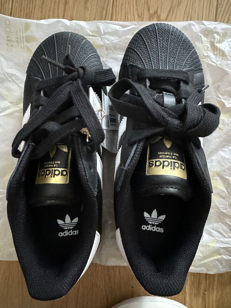 Superstar adidas EU 37 1/3, стопа 23,5 см оригінал