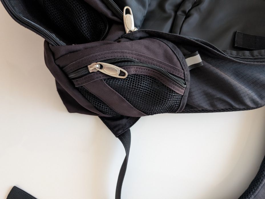 Mochila MonteCampo 12L preta