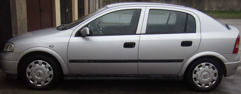 Opel Astra G 1.6 16V benzyna 2004