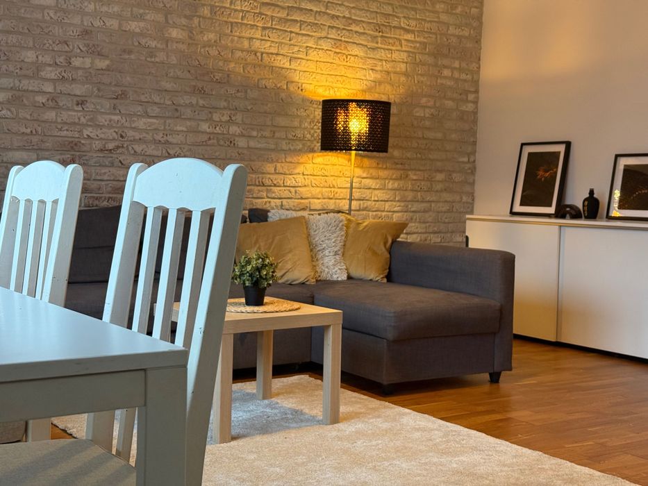 Mokotów – 65 m2 nowoczesne 2 pokoje z balkonem, umeblowane