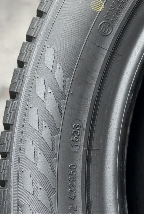 Топова шина‼️Nokian Snowproof 1 99V 225/50 r18 Нова‼️