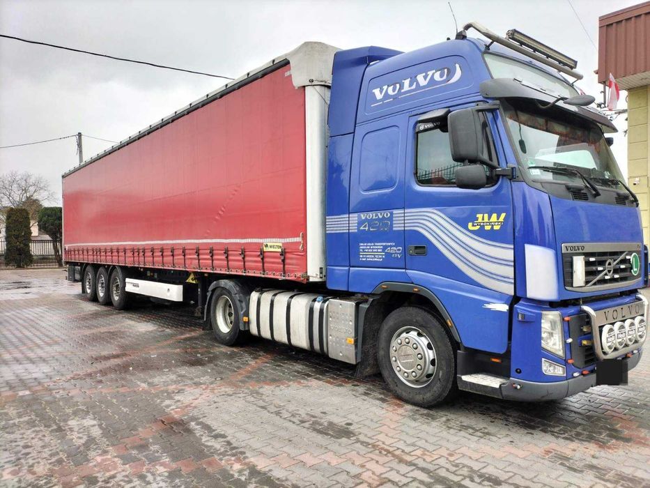 Ciągnik siodłowy VOLVO