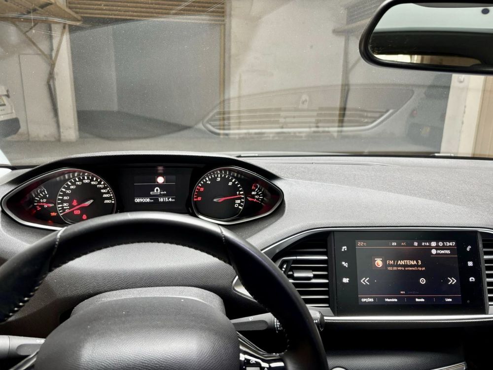 Peugeot 308 - Excelente Estado