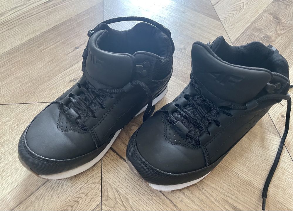 Buty trekkingowe 4F roz. 33