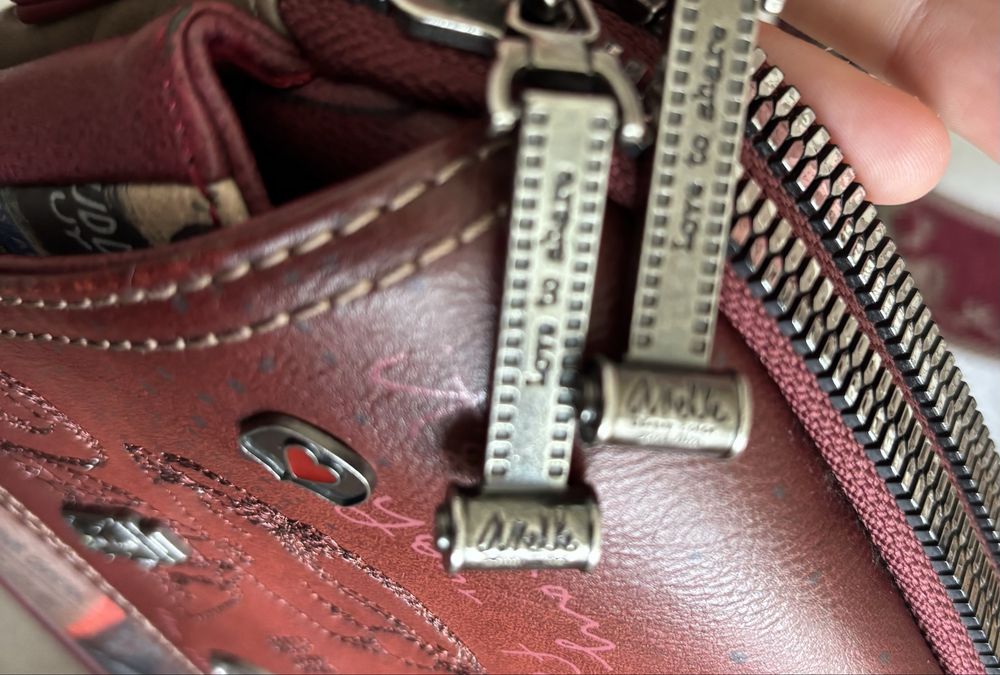 Jak nowa torebka listonoszka Anekke