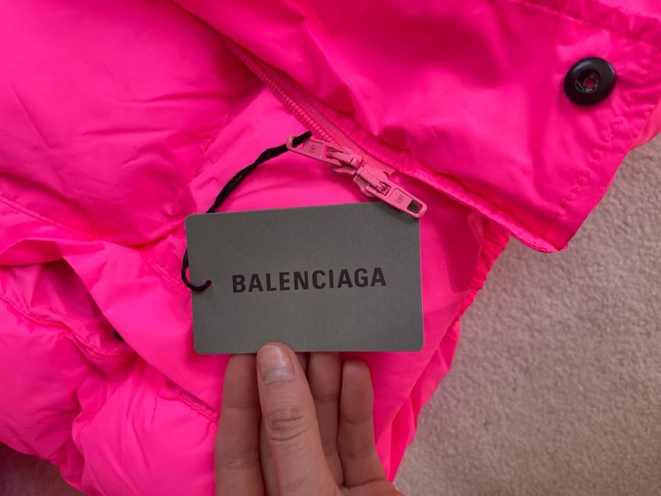 Куртка Balenciaga баленсіага рожева розмір с та  Л