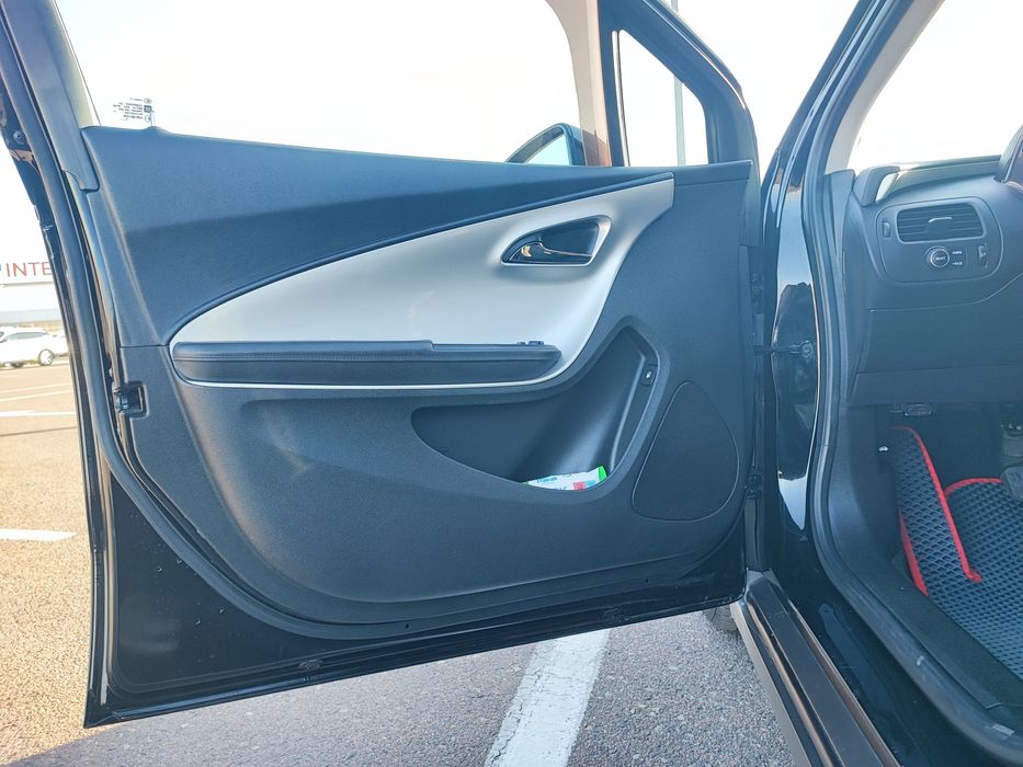 Chevrolet Volt • 2013 • Plug-in Hybrid 1.4 AT