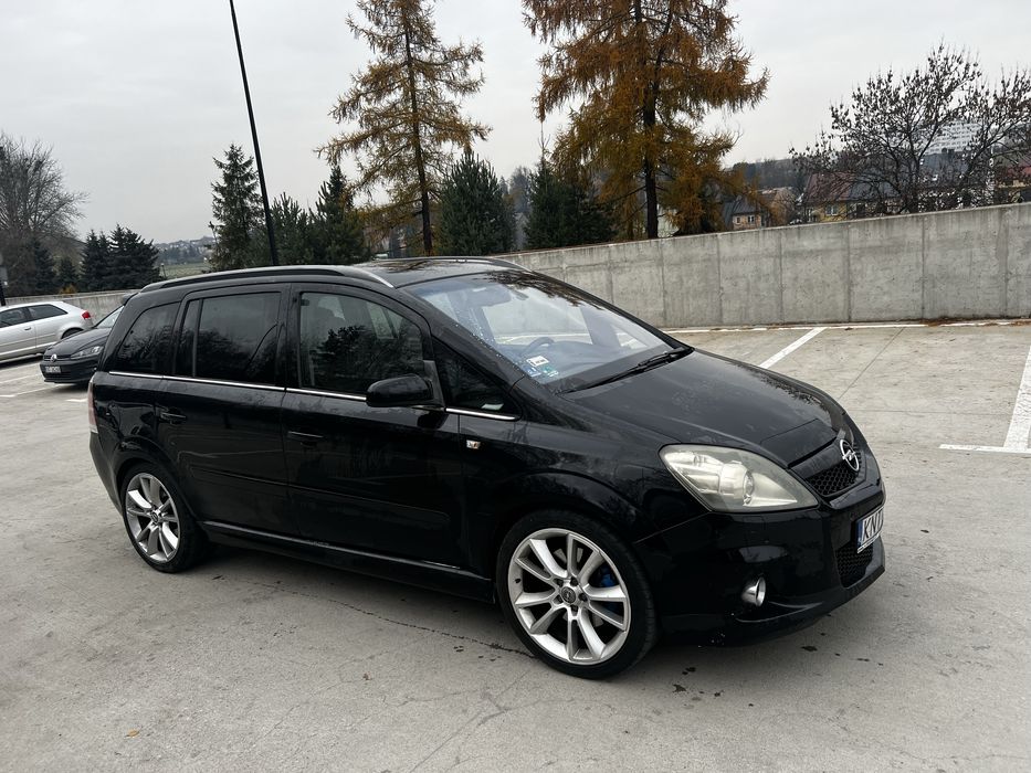 Opel Zafira 2.0T 240koni OPC 2005r