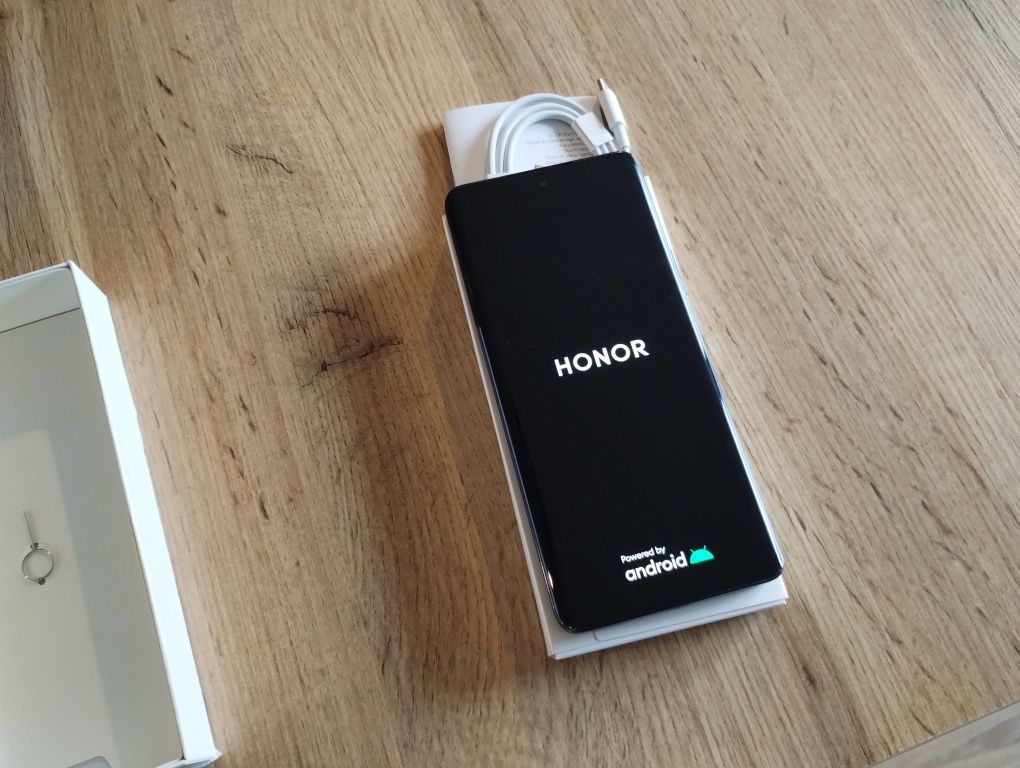 Nowy smartfon Honor Magic6 Lite 8/256GB 5G Czarny, 6,78 całą amoled