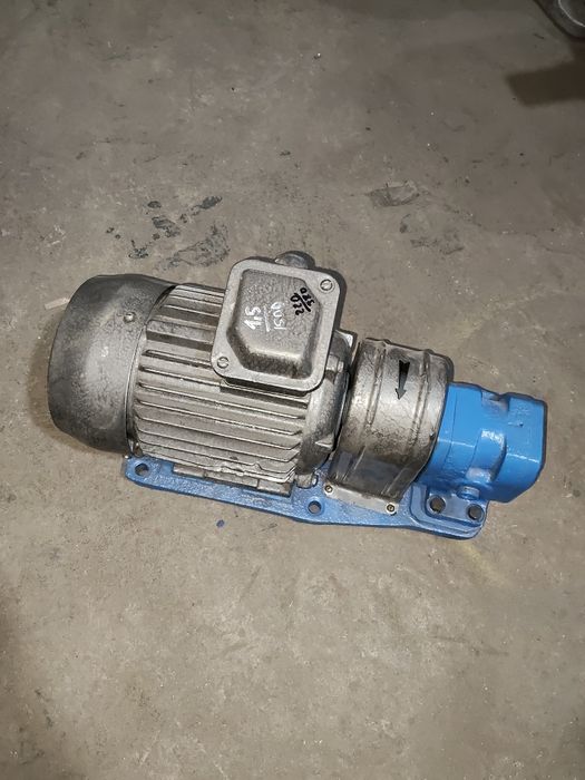 Продам насос шестеренчатый Г11/22