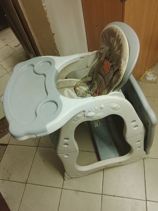 Witam sprzedam krzesełko do karmienia