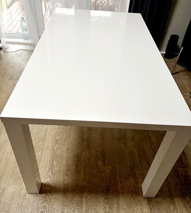 Стіл кухонний вживаний.