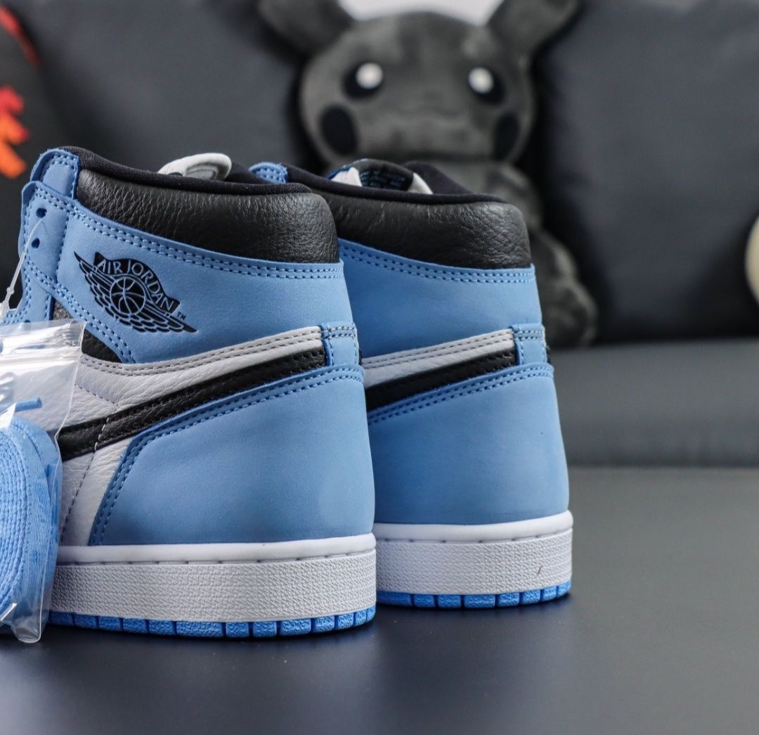 Nike Air Jordan 1 High 43