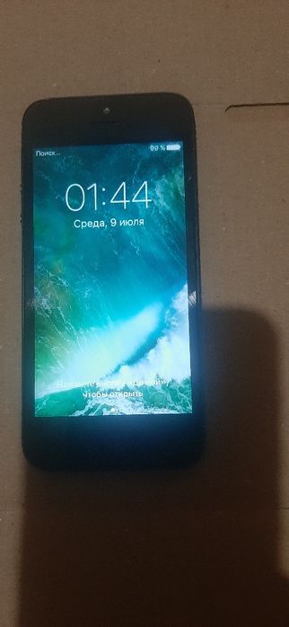 Телефон на запчасти Apple iPhone 5