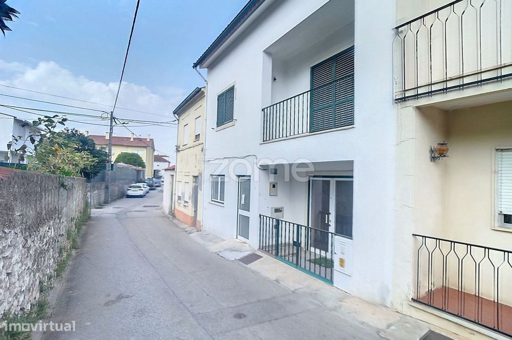 Moradia T9 em Fala - S.Martinho do Bispo