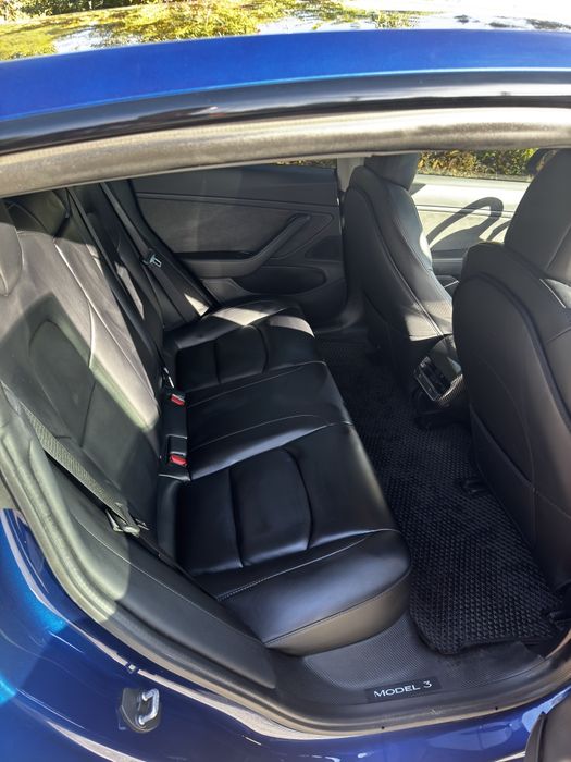 Продам Tesla Model 3 LR AWD