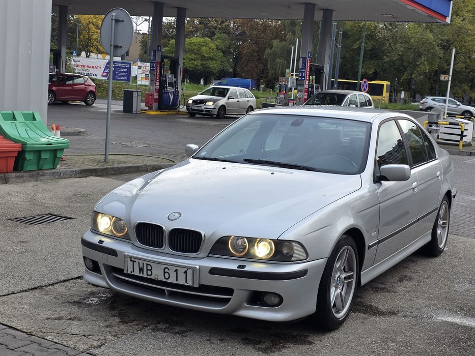 BMW 525i m sport mały przebieg