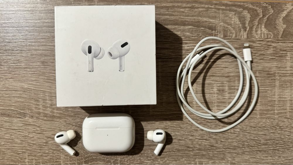 Оригинальные наушники apple Air pods pro первого поколения