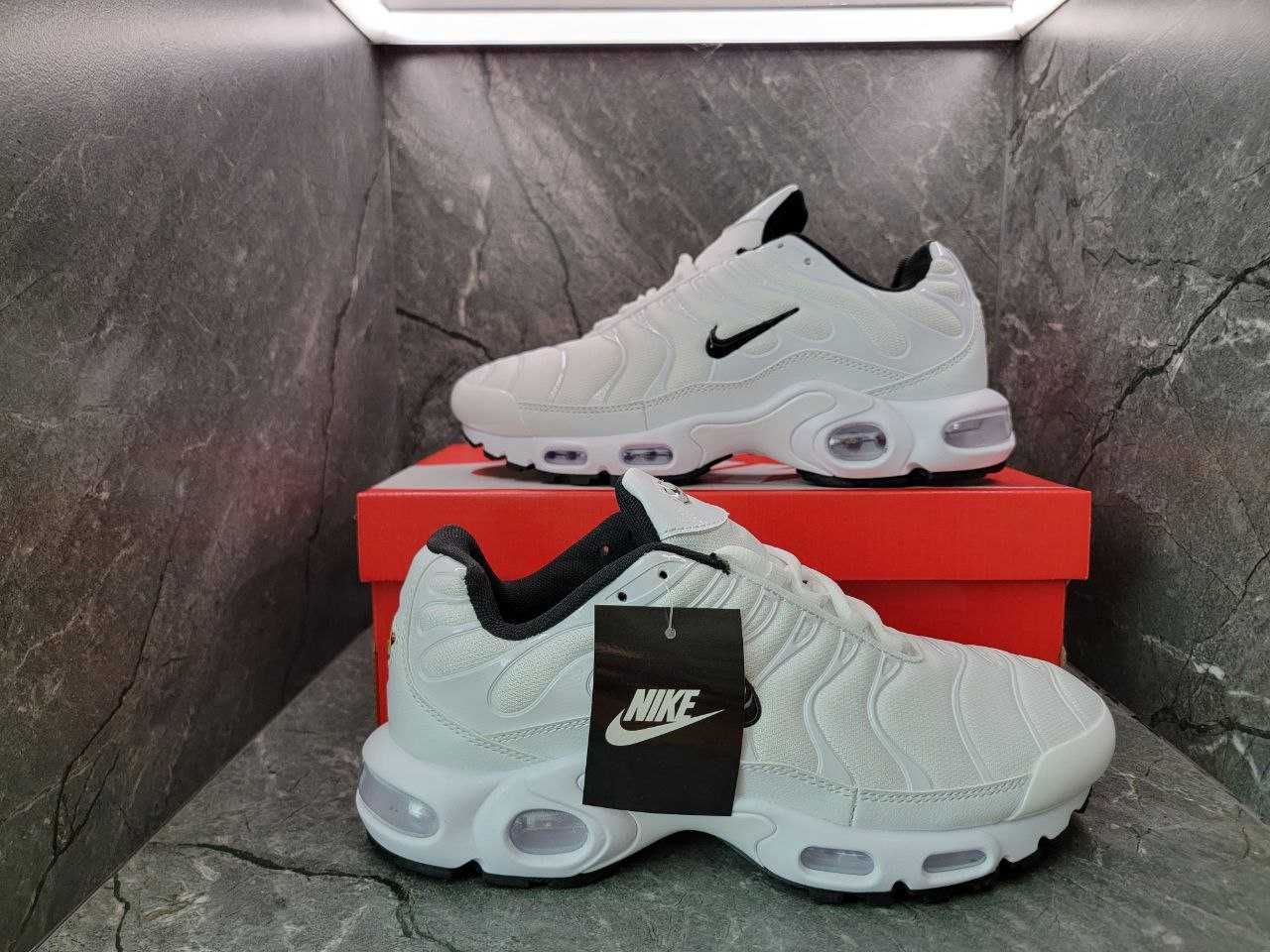 Чоловічі кросівки Nike TN Air Max Plus