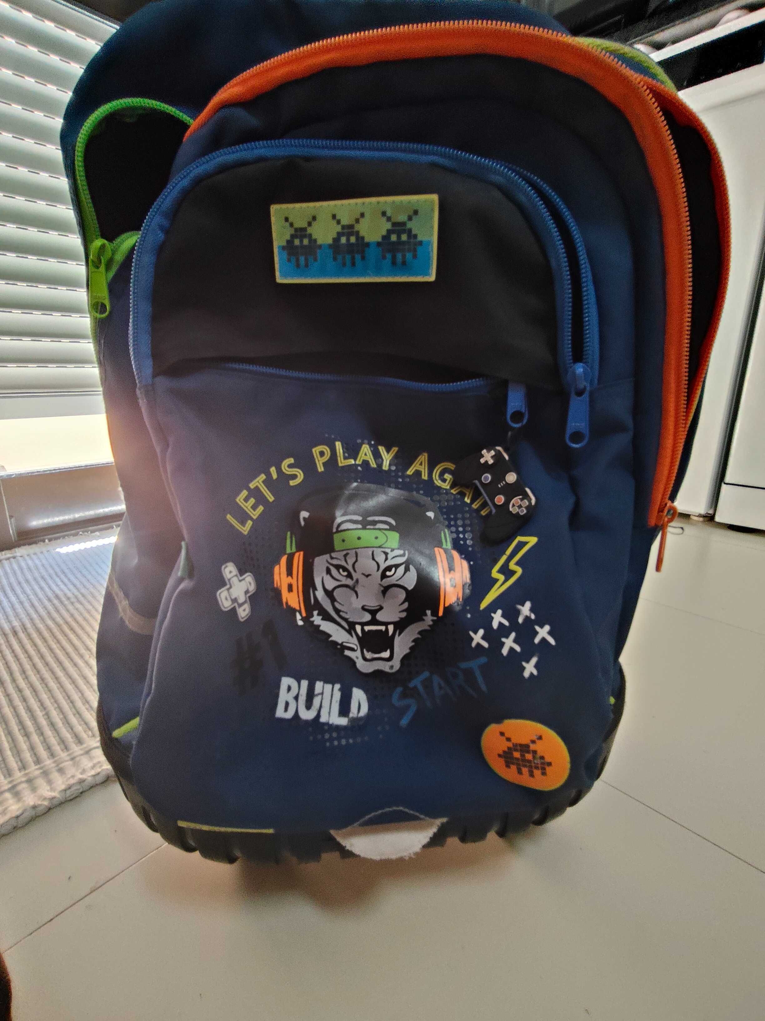 Mochila de criança com trolley