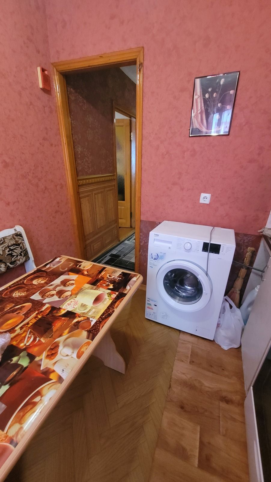 l Продається однокімнатна квартира в Центрі