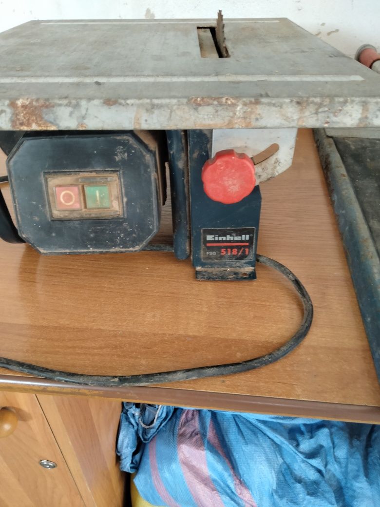 Maszyna do cięcia płytek elektryczna i ręczna
