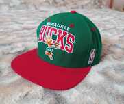 Кепка снепбек Milwaukee Bucks NBA