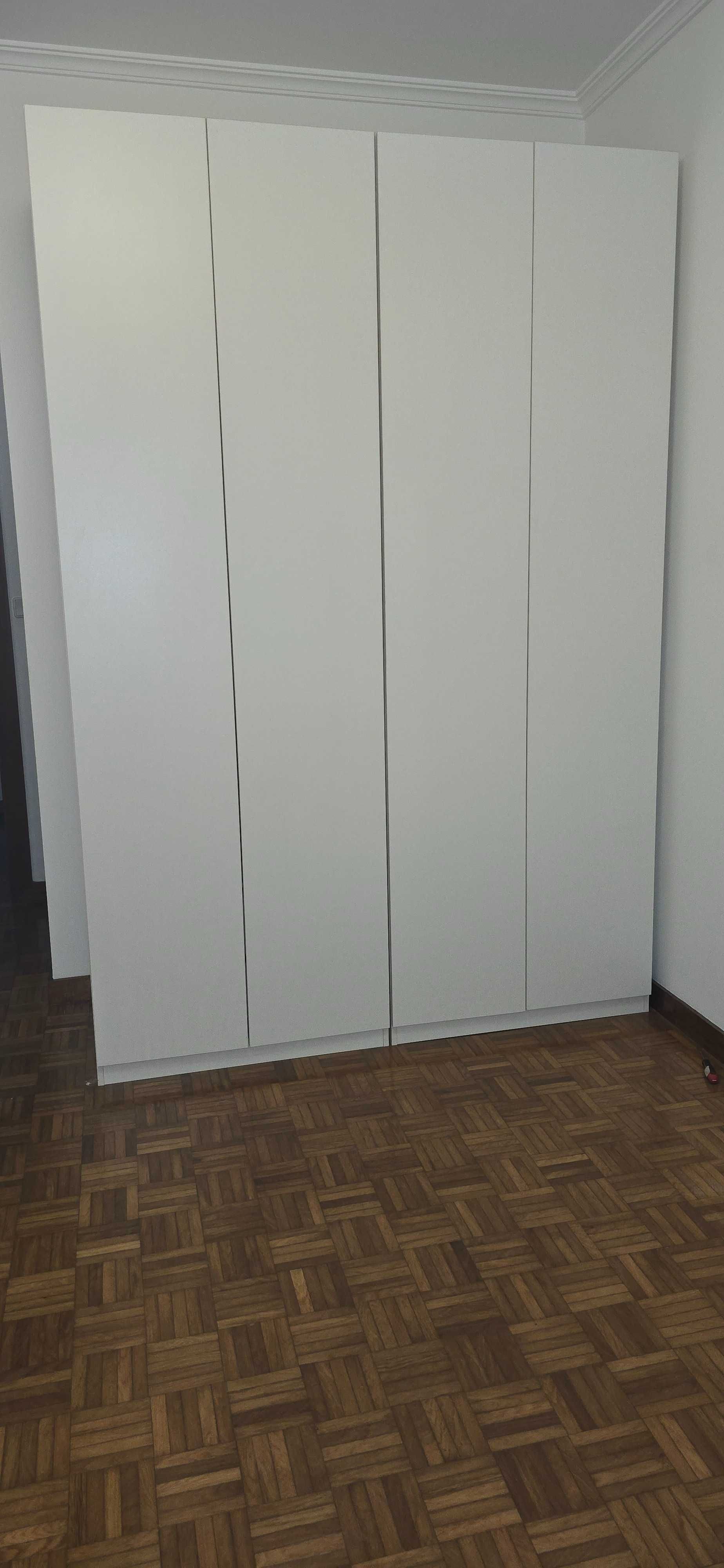 Roupeiro de quarto
