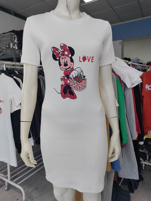 Vestidos 4,50 Euros.              Só para REVENDA