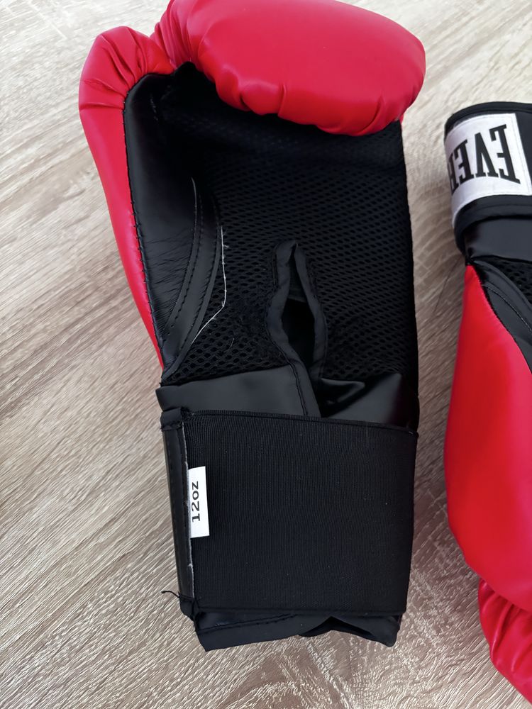 Luva Everlast nova