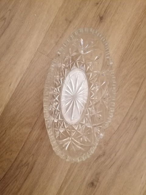 Szklana miska łódka kryształ
