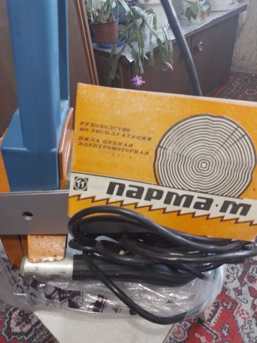 Продам новую электропилу цепную