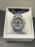 Жіночі часи GUESS