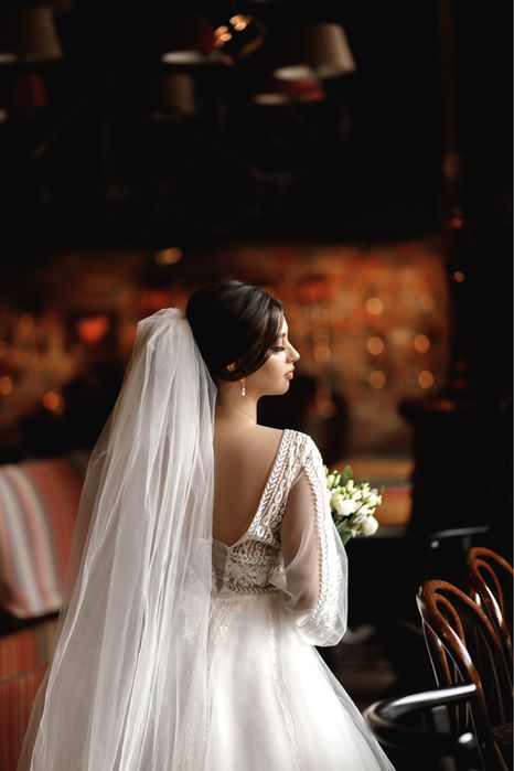 Весільна сукня