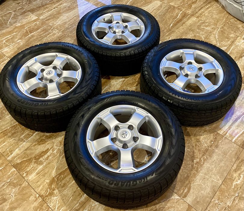 Продам комплект дисков с резиной TOYOTA LAND CRUISER 200 285/60 R18