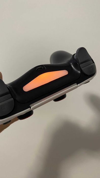 Comando sem fios - PS4 & Windows + Grips (Oferta)