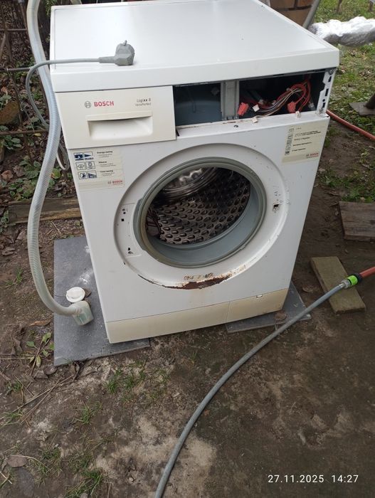 Пральна машина Bosch Logixx 8 по частинах, чи цілою