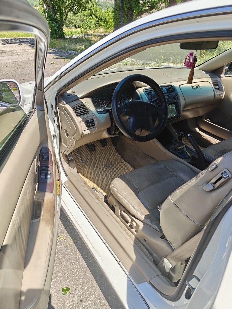 Honda Accord 6 coupe