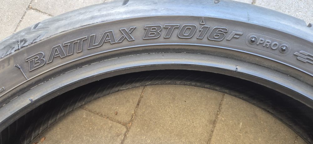 Opona motocyklowa 120/70/17 Bridgestone