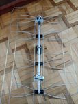 Antena szerokopasmowa.