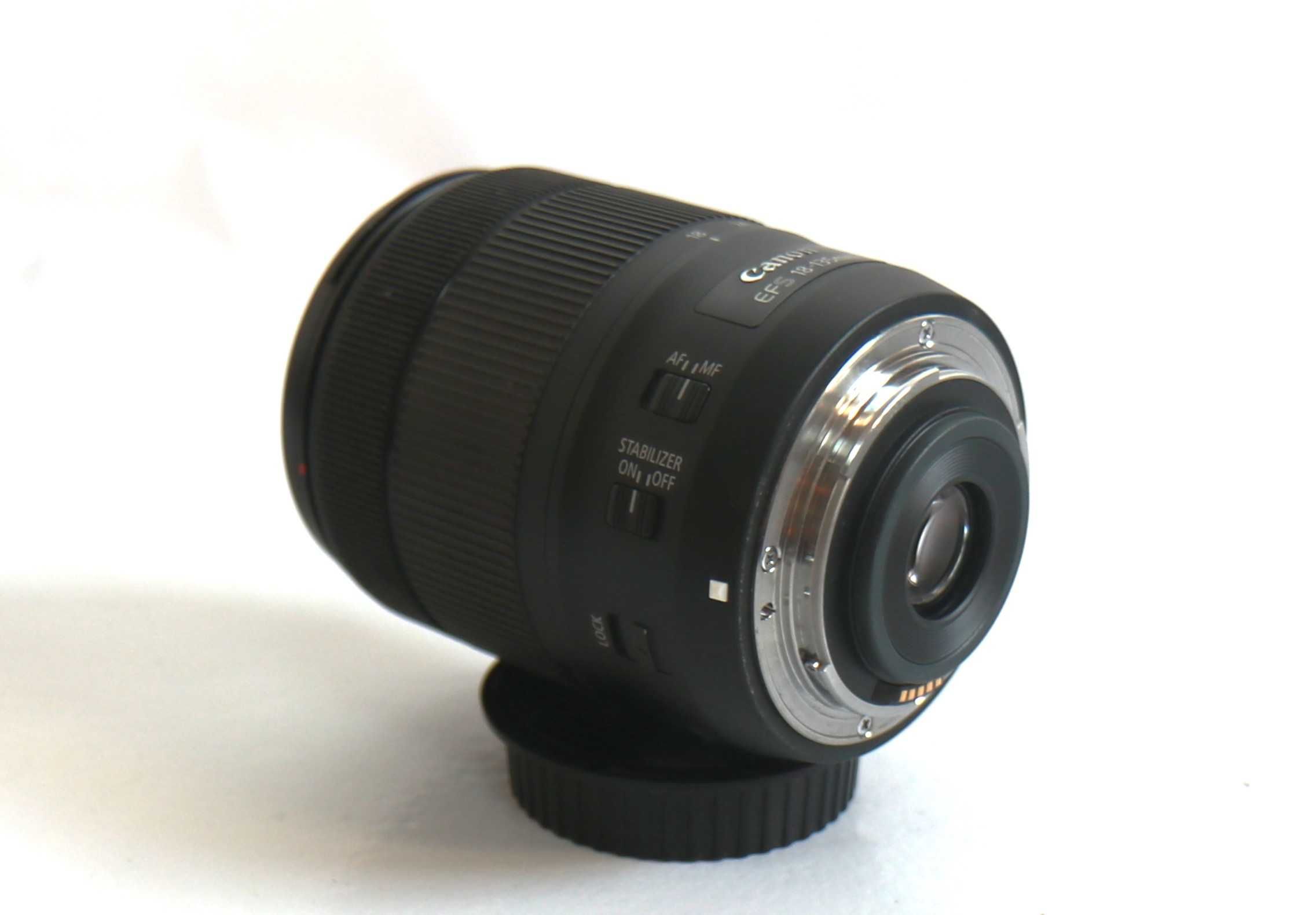 Lente Canon EF-S 18-135mm NANO IS SEM FOCO