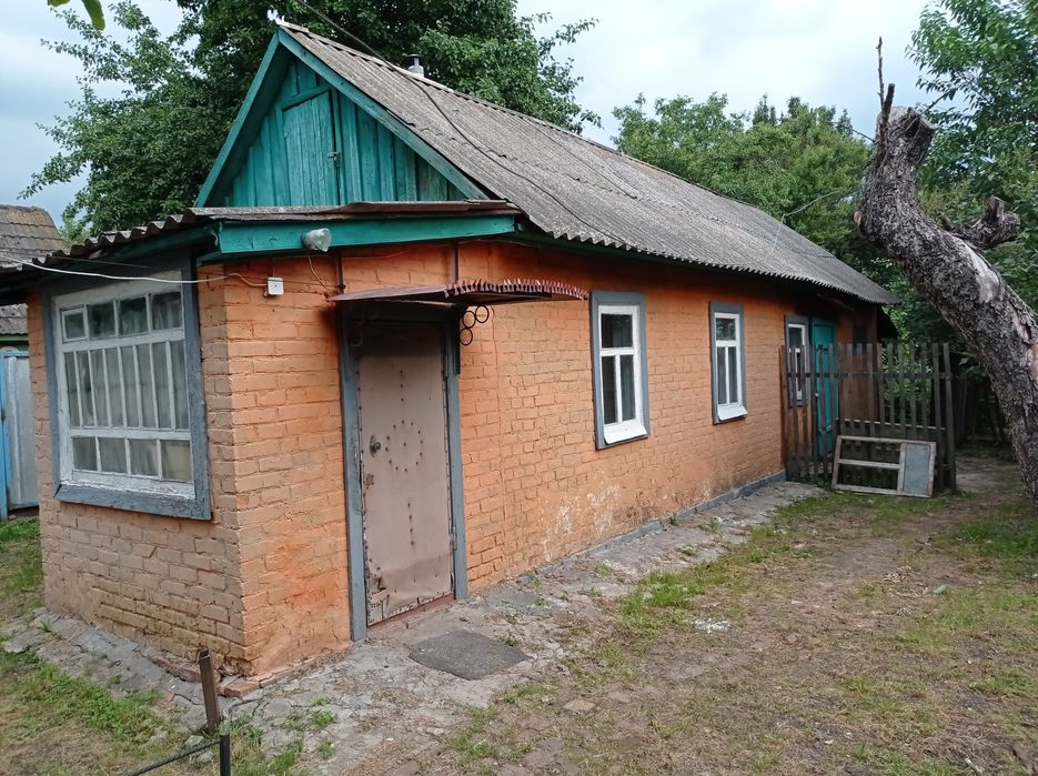 Половина дома с приватизированной землёй