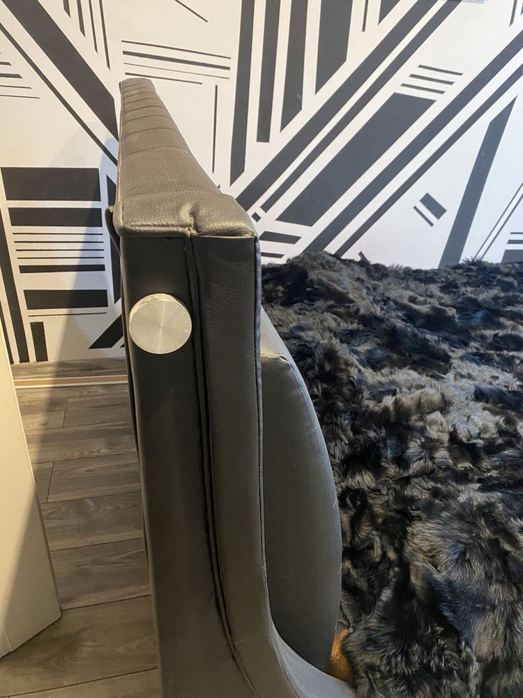 Mega rama Łóżko tapicerowane eko-skóra 160x250 Czarne eko skora