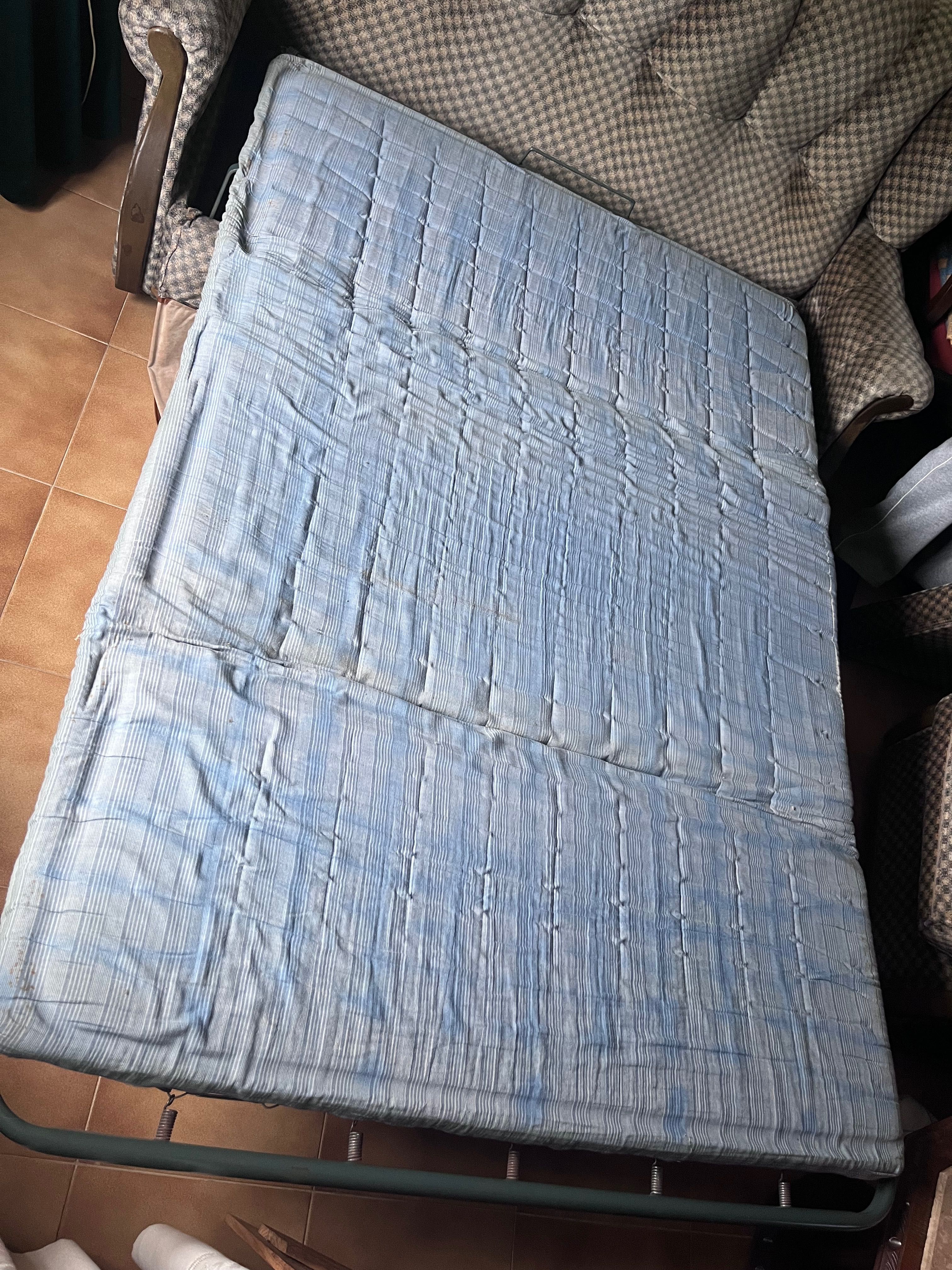 Conjunto 1 sofá e 2 cadeirões