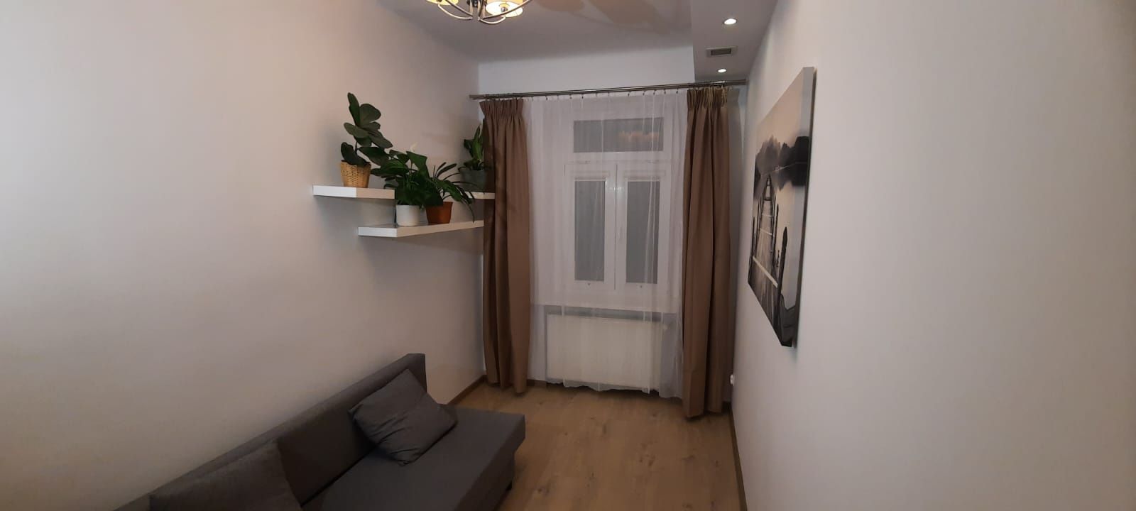 250 doba  apartament 10 minut do centrum Katowic max 10 osób