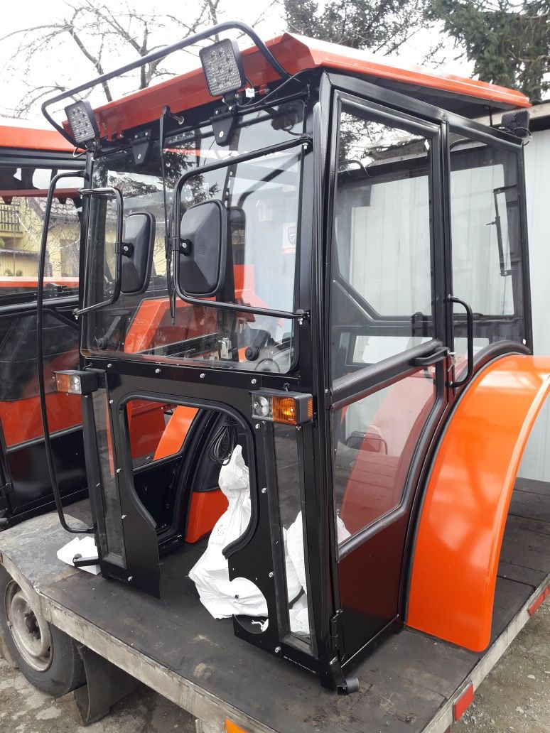 Kabina ursus C-360 traktor C-330 ciągnik rolniczy maska błotniki