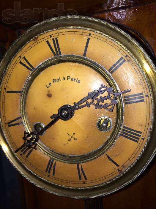 Антикварные часы le roi a Paris.