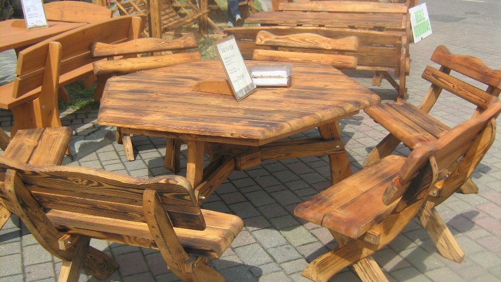 Komplet mebli ogrodowych stół + ławki