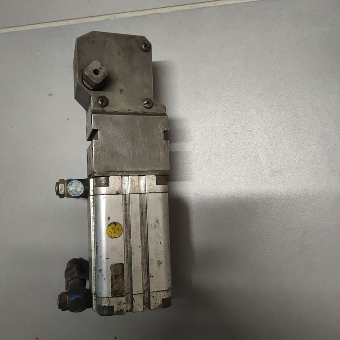 Siłownik pneumatyczny obrotowy 90 stopni, Festo, zasuwa, klapa, zawór